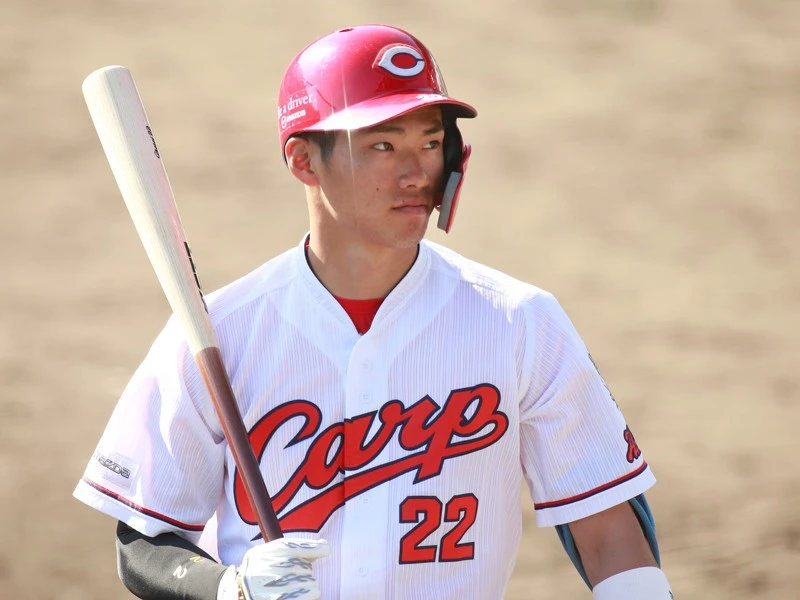 中村奨成が鈴木誠也のゲキに危機感 そんなことやっていると消えてしまう プロ野球 集英社のスポーツ総合雑誌 スポルティーバ 公式サイト Web Sportiva 中村奨成が鈴木誠也のゲキに危機感 そんなことやっていると消えてしまう プロ野球 集英社のスポーツ総合雑誌 スポルティーバ 公式サイト Web Sportiva