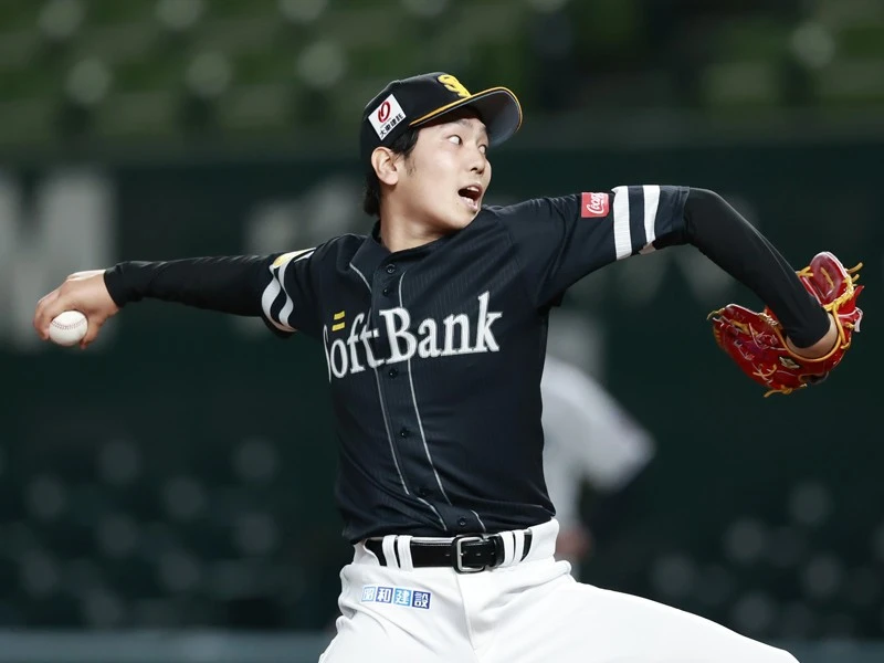 石川柊太の魔球 パワーカーブ が結ぶ 伊藤智仁 ダルビッシュとの縁 プロ野球 集英社のスポーツ総合雑誌 スポルティーバ 公式サイト Web Sportiva 石川柊太の魔球 パワーカーブ が結ぶ 伊藤智仁 ダルビッシュとの縁 プロ野球 集英社のスポーツ総合雑誌 スポルティーバ 公式サイト Web Sportiva