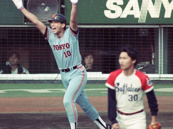 1989年の日本シリーズ第７戦、近鉄の先発・加藤哲郎から本塁打を放った巨人の駒田徳広