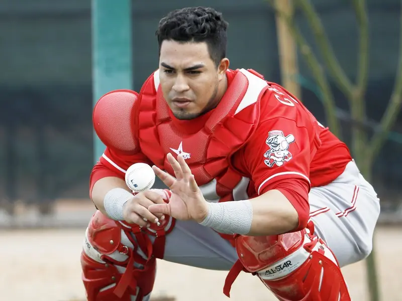 カブレラjr 巨漢投手 二刀流 リーグ茨城が怪しすぎて面白い プロ野球 集英社のスポーツ総合雑誌 スポルティーバ 公式サイト Web Sportiva カブレラjr 巨漢投手 二刀流 リーグ茨城が怪しすぎて面白い プロ野球 集英社のスポーツ総合雑誌 スポルティーバ 公式サイト Web Sportiva
