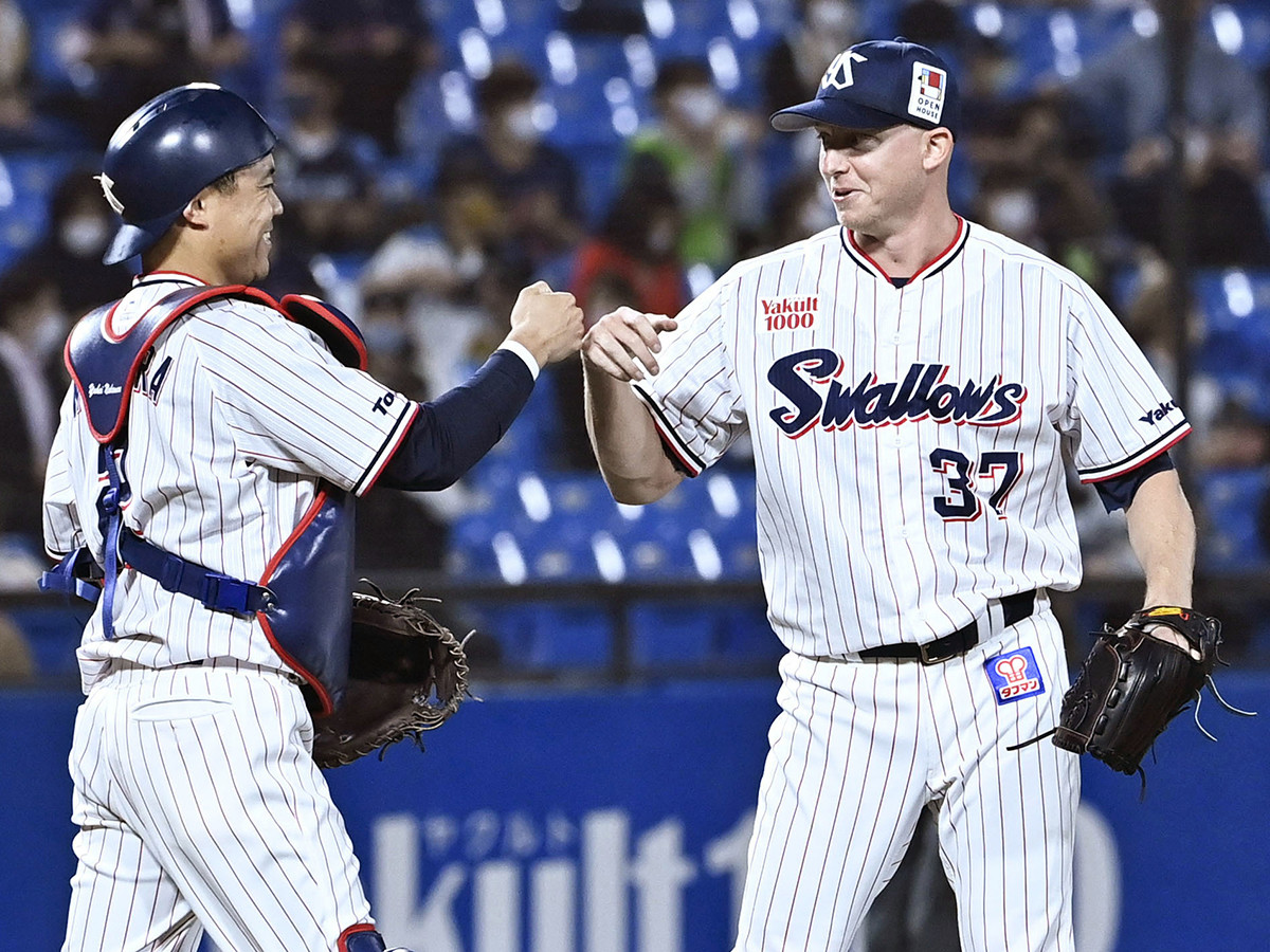 いつか息子にチャーハンを...」。家族と離れ、異国でプレーする助っ人