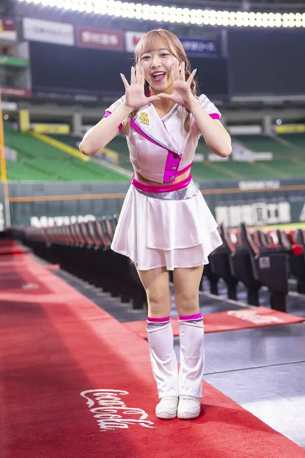 Nanami（副キャプテン、誕生日：11月17日、出身地：福岡）