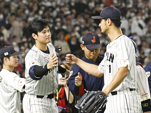 侍ジャパンの投手陣を牽引した大谷翔平（写真左）とダルビッシュ有 photo by Kyodo News