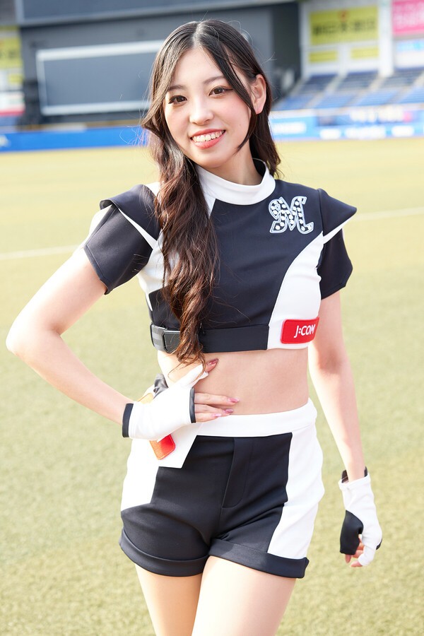 KONOMIさん。千葉県出身で、特技は長距離走