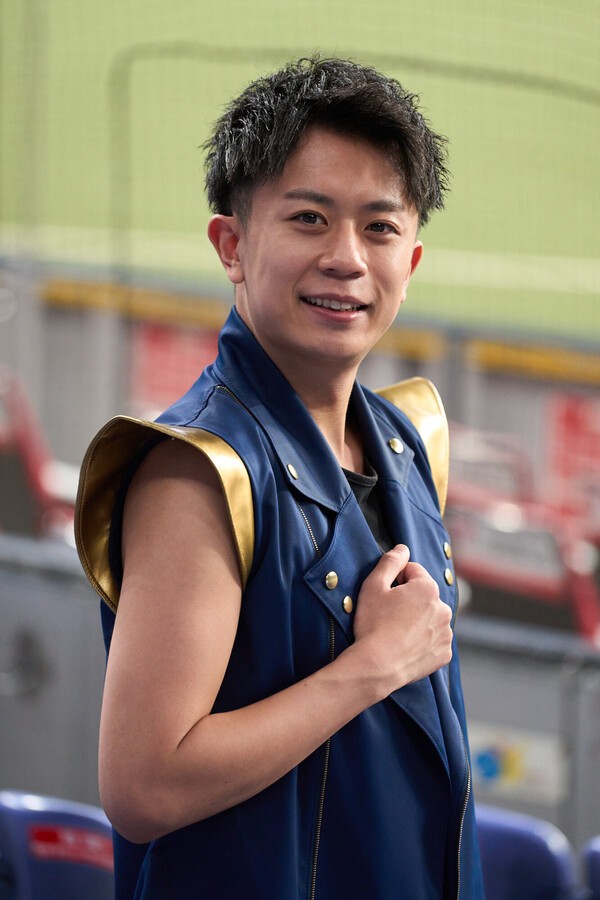 サブリーダーでパフォーマーのKOTAROさん。大阪府出身の１年目
