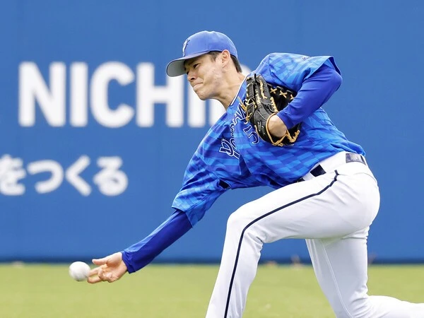 昨年オフ、オリックスを戦力外となり今季からDeNAでプレーする中川颯　photo by Koike Yoshihiro