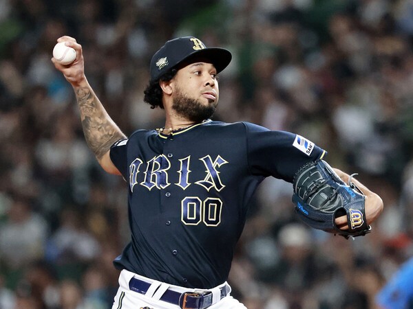 ここまでリーグ２位タイの７勝をマークしているオリックスのエスピノーザ　photo by Koike Yoshihiro