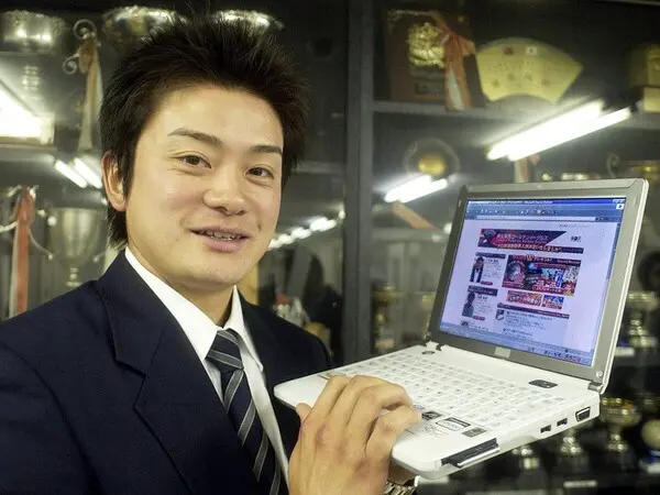 現役時代に大学院修士を通信教育で取得した西谷尚徳氏　photo by Sankei Visual