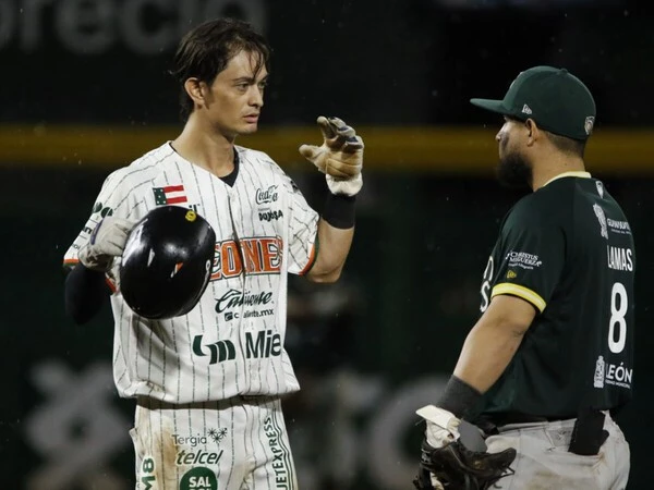 海外でプレーして3年目を迎えた乙坂智／写真は球団提供