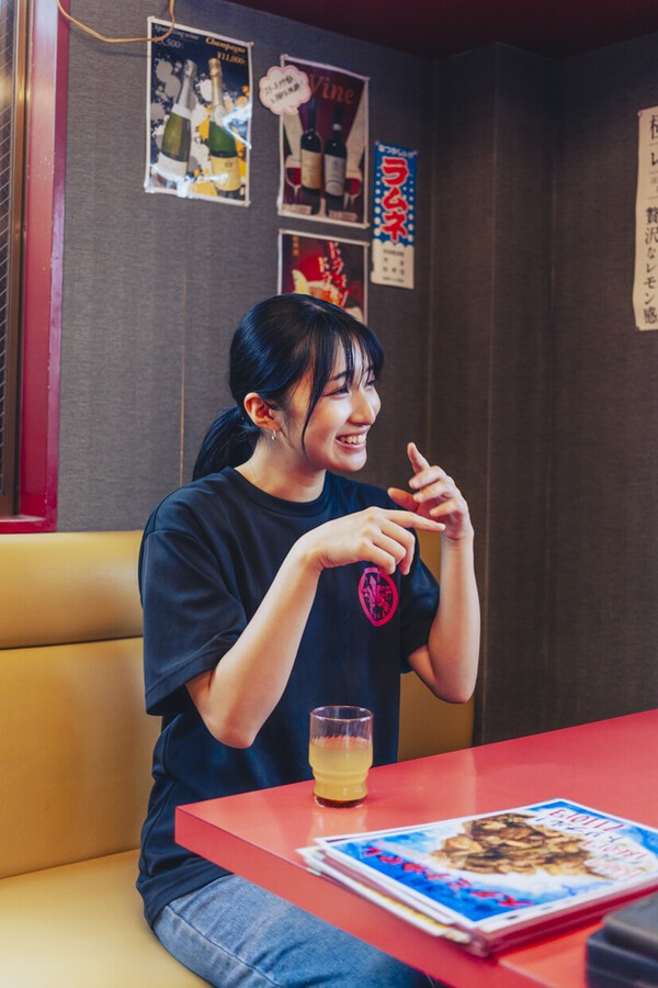 大忙しの昼営業のあと、休憩中にインタビューに応じてくれた