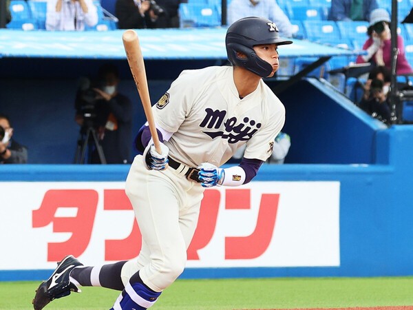 アマチュアナンバーワン遊撃手の呼び声高い明治大・宗山塁　photo by Ohtomo Yoshiyuki