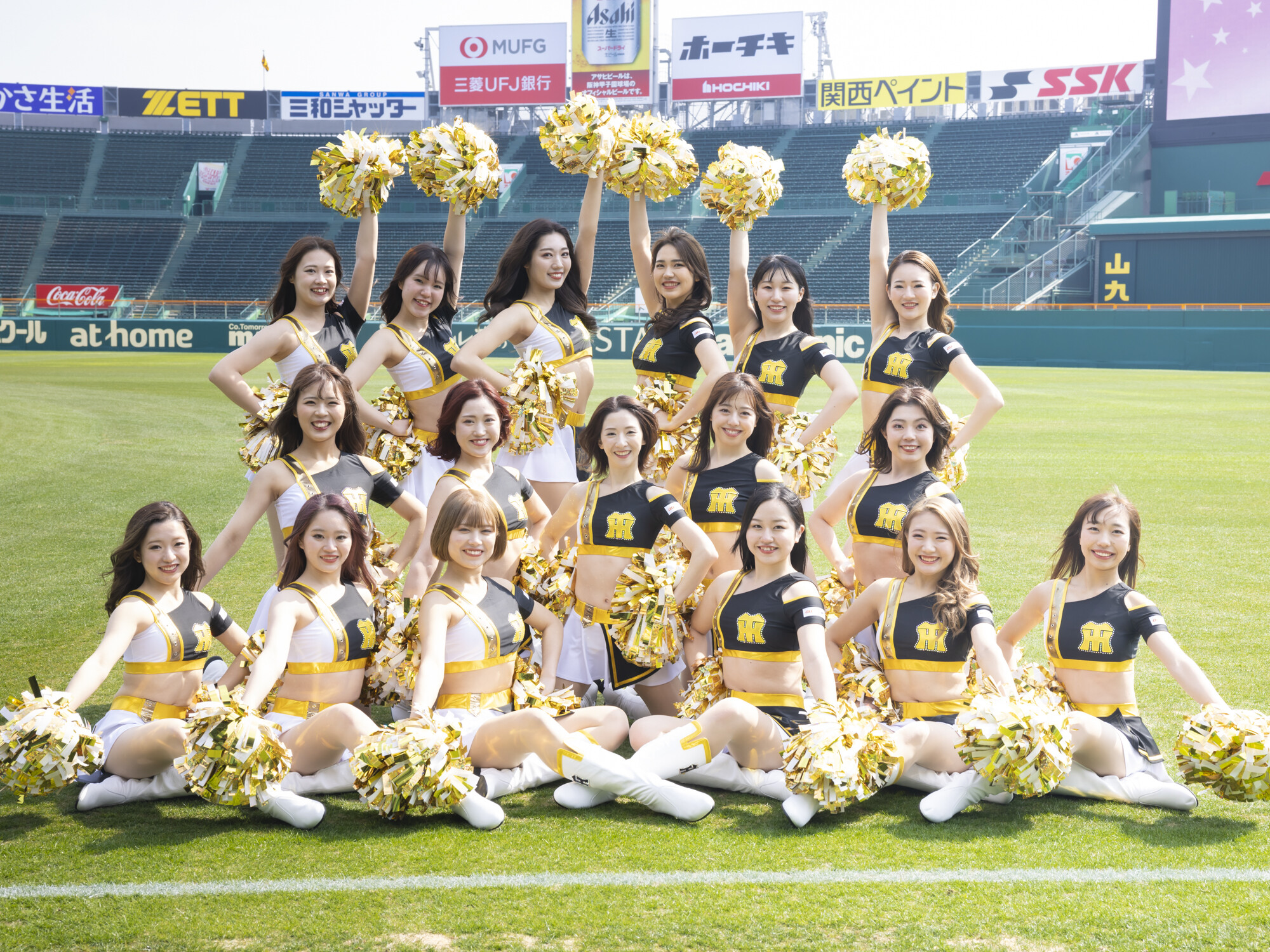 阪神タイガース「TigersGirls」全員インタビュー「パフォーマンスで連覇をあと押しします!」