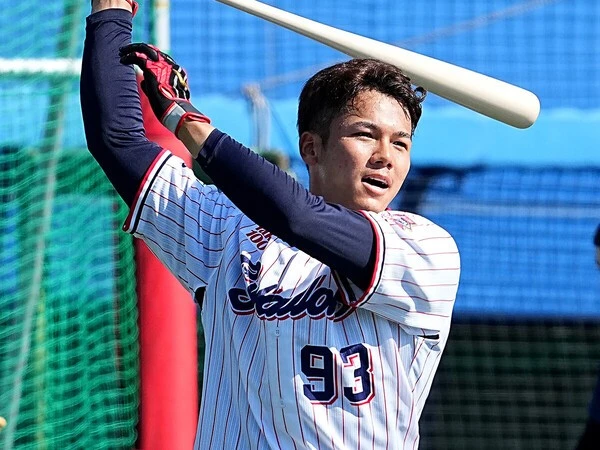 プロ３年目の今季、一軍定着を狙うヤクルト・橋本星哉　photo by Sankei Visual