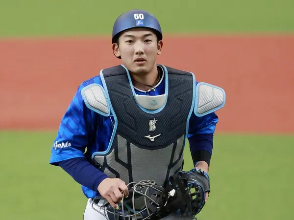 今季、27年ぶりリーグ制覇、２年連続日本一を目指すDeNAの山本祐大　photo by Koike Yoshihiro