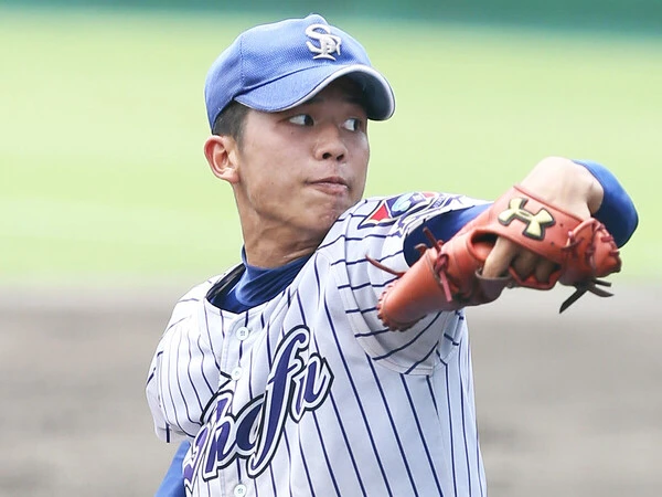 須磨翔風時代の才木浩人　photo by Sankei Visual