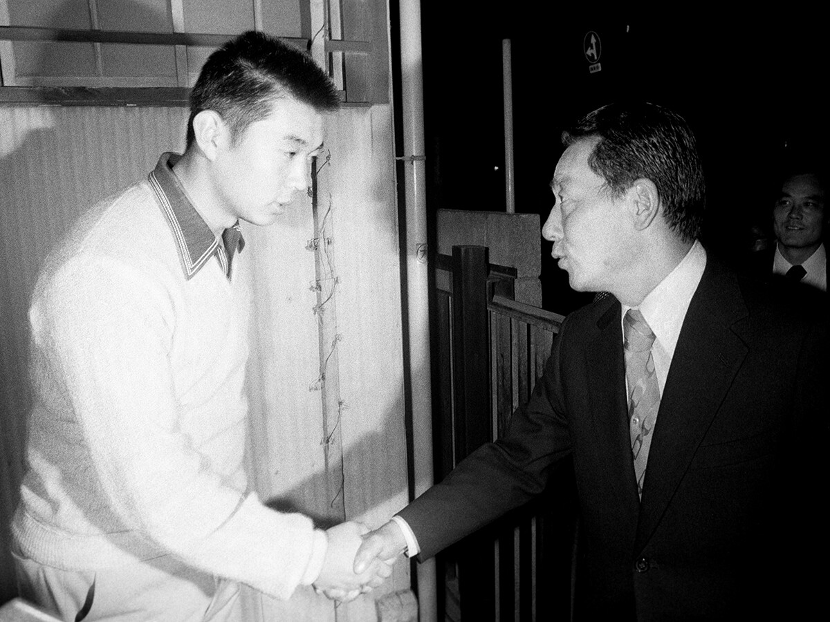 日本中が熱狂した怪物・江川卓はなぜアメリカへと渡ったのか 「空白の一日」へとつながる知られざる留学記