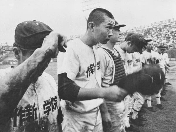 【江川卓伝】銚子商との雨中の激闘は押し出しでサヨナラ負け 江川卓は不完全燃焼のまま高校野球を終えた控え投手を気遣った