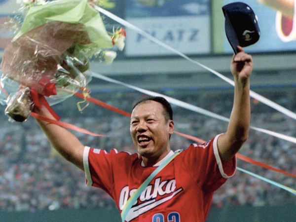 【プロ野球・名場面】「あれ以上の感動を与えるのは無理」山本和範が奇跡の一発で引退を決意