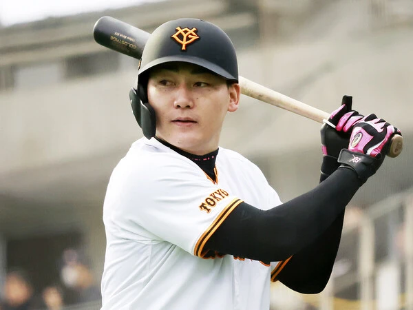 2000本安打まで残り71本の巨人・丸佳浩photo by Koike Yoshihiro