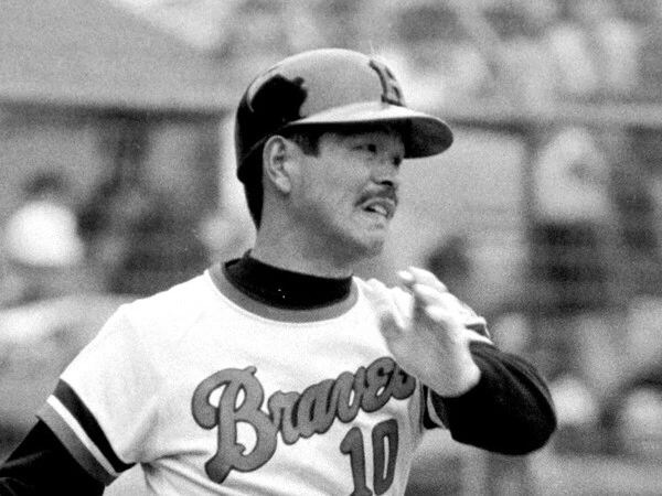 多くの打撃タイトルを獲得した、阪急時代の加藤　photo by Sankei Visual