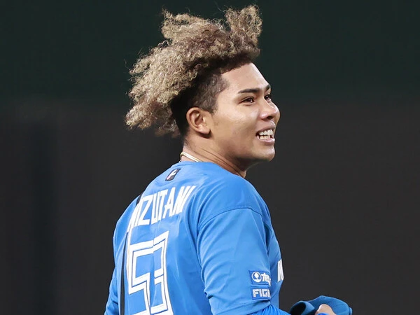 さらなる飛躍が期待される日本ハム・水谷瞬　photo by Yoshihiro Koike