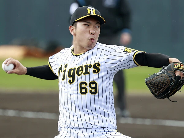 キャンプ中に左アキレス腱断裂の重傷を負った阪神・石井大智　photo by Yoshihiro Koike