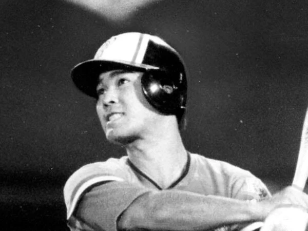 阪急、阪神で活躍した石嶺氏　photo by 日刊スポーツ/アフロ
