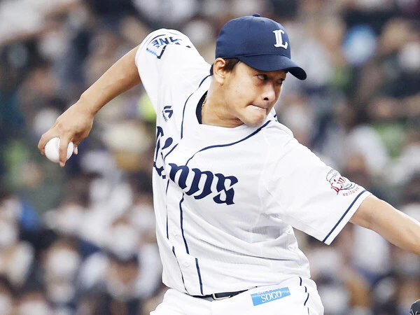 2019年にパ・リーグ新記録となるシーズン81試合に登板した平井克典　photo by Kyodo News