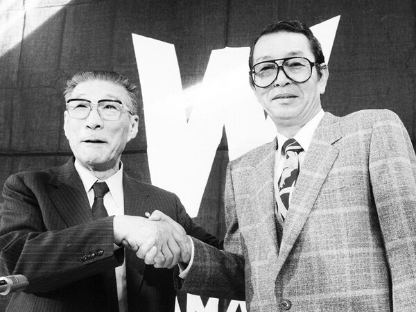 1985年から２年間、大洋の監督として指揮を執った近藤貞雄氏（右）　photo by Kyodo News
