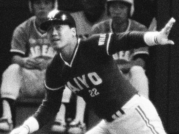 1983年7月に大洋に入団した若菜嘉晴　photo by Kyodo News