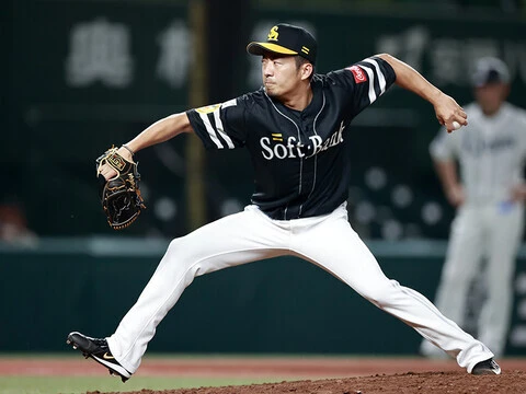 【なんで私がプロ野球選手に⁉︎】月収14万円の社会人チーム５番手から１億円選手へ。ソフトバンク嘉弥真新也が歩んだ大出世の道