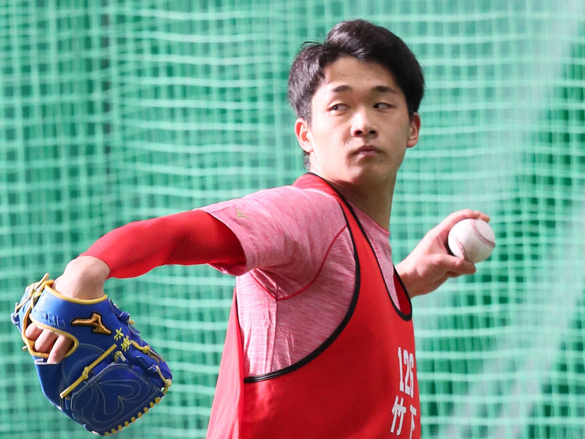 【プロ野球】「ええっ！」 高校時代とまるで別人 カープ育成左腕の空振りを奪えるカーブに驚嘆