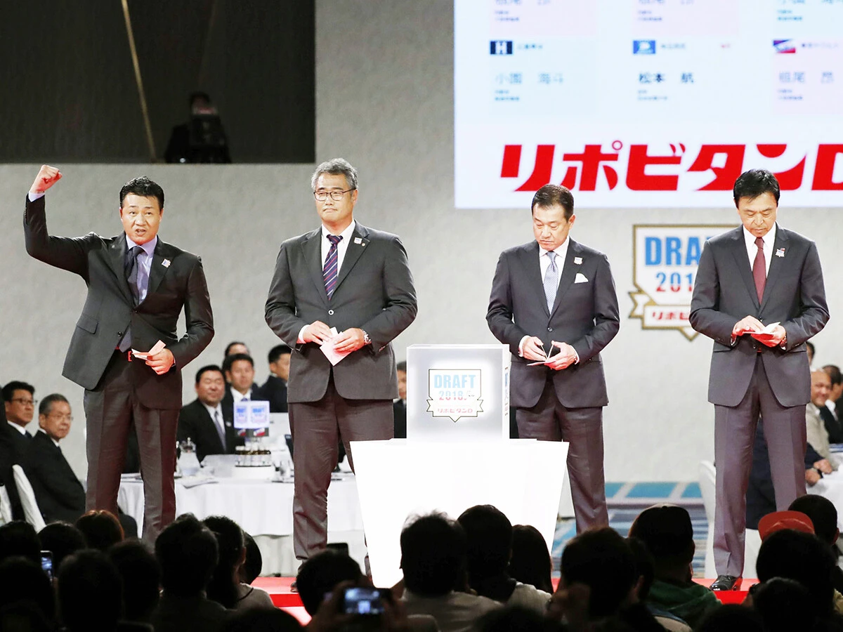 【プロ野球】あれから８年...４球団競合の根尾昂と６位指名の戸郷翔征、くっきり分かれた明暗 2018年ドラフトの答え合わせ