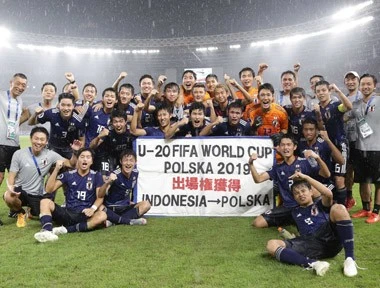 タレント揃いのU－19日本代表、世界へ。黄金世代を超える「期待度」｜サッカー代表｜集英社のスポーツ総合雑誌 スポルティーバ 公式サイト web