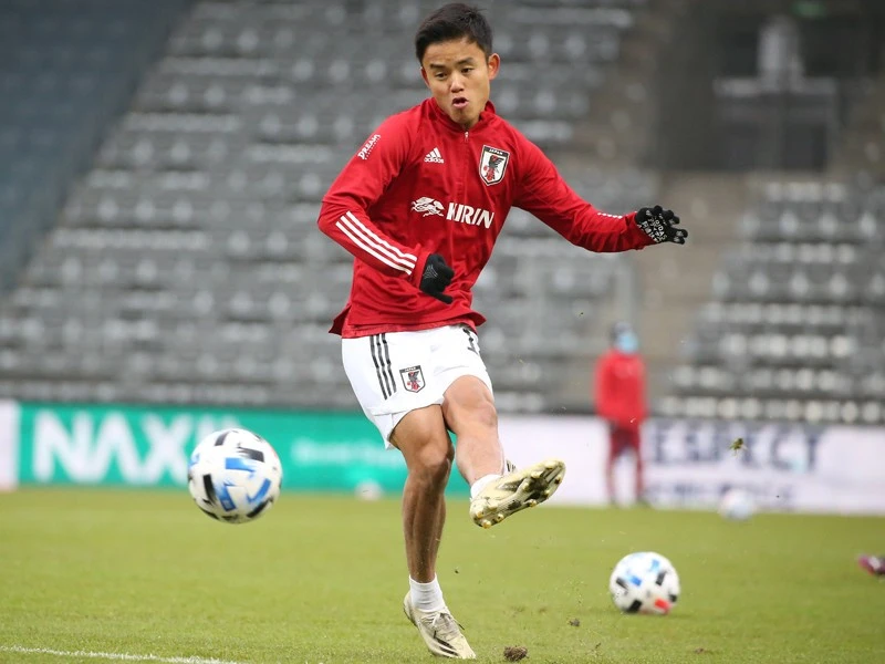 日本サッカーの希望 久保建英の似顔絵が簡単に描ける エンタメ 集英社のスポーツ総合雑誌 スポルティーバ 公式サイト Web Sportiva