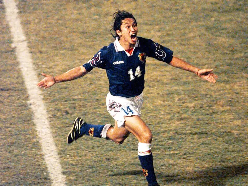 ゴン中山 野人 岡野だけじゃない 輝きを放った スーパーサブ 10人 サッカー代表 集英社のスポーツ総合雑誌 スポルティーバ 公式サイト Web Sportiva ゴン中山 野人 岡野だけじゃない 輝きを放った スーパーサブ 10人 サッカー代表 集英社のスポーツ総合雑誌 スポルティーバ 公式サイト Web Sportiva