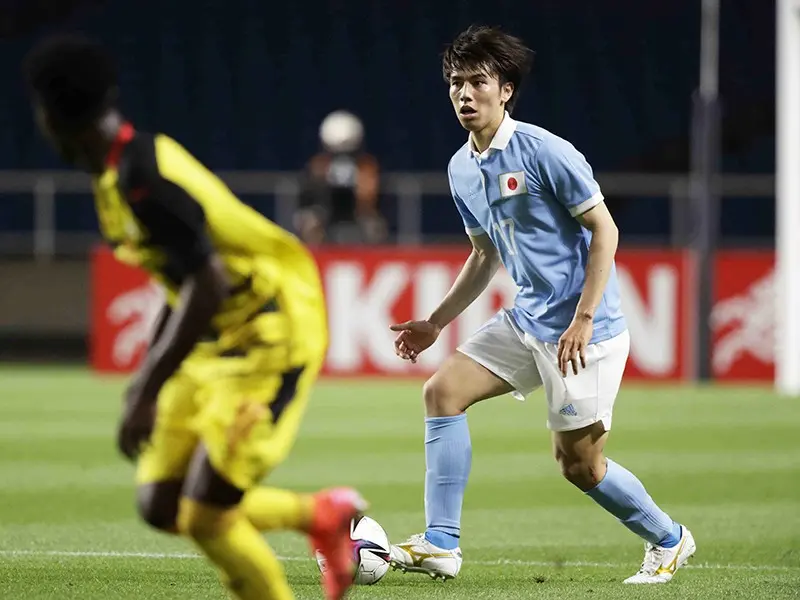 田中碧が五輪でa代表ユニットとプレーすることの真のメリットとは サッカー代表 集英社のスポーツ総合雑誌 スポルティーバ 公式サイト Web Sportiva 田中碧が五輪でa代表ユニットとプレーすることの真のメリットとは サッカー代表 集英社のスポーツ総合雑誌 スポルティーバ 公式サイト Web Sportiva