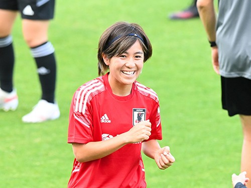日本女子サッカーにとって東京五輪は大事な大会になると語った