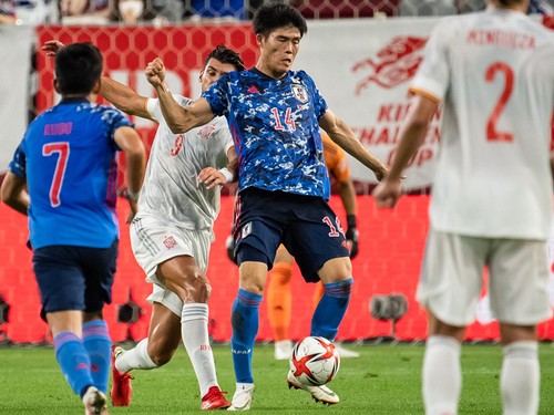 スペインの予想以上だった日本の守備の成熟 敵将の評価が高かった選手は サッカー代表 集英社のスポーツ総合雑誌 スポルティーバ 公式サイト Web Sportiva