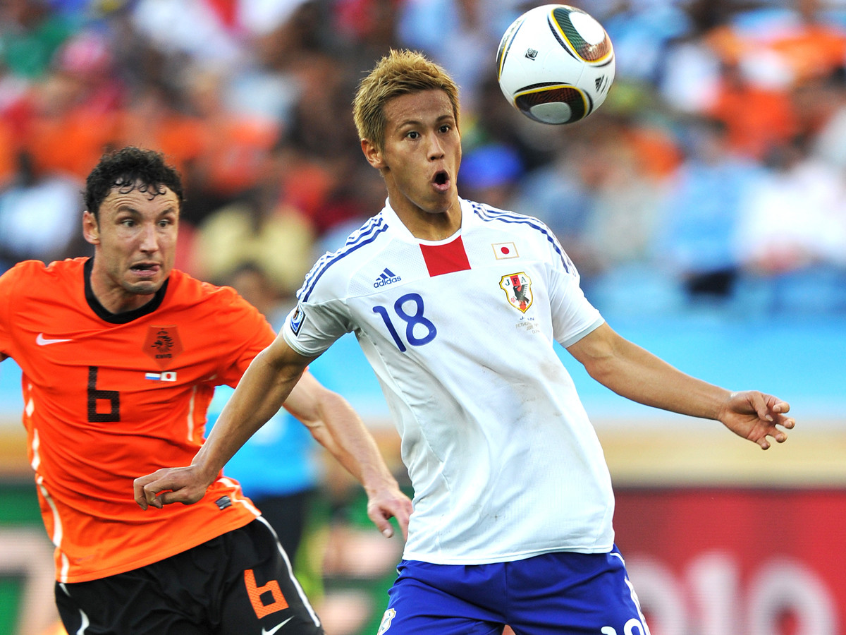 日本代表、南アW杯でオランダに完敗。本田圭佑にそのオランダの水が合っていたのはなぜか