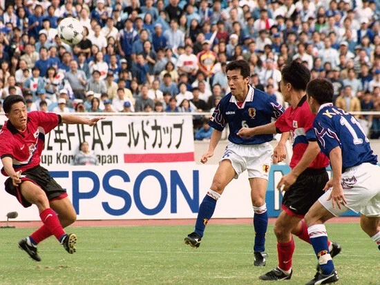 山口素弘が詳細に語る 伝説のループシュート の真相 あの時 選択肢は３つあった サッカー代表 集英社のスポーツ総合雑誌 スポルティーバ 公式サイト Web Sportiva