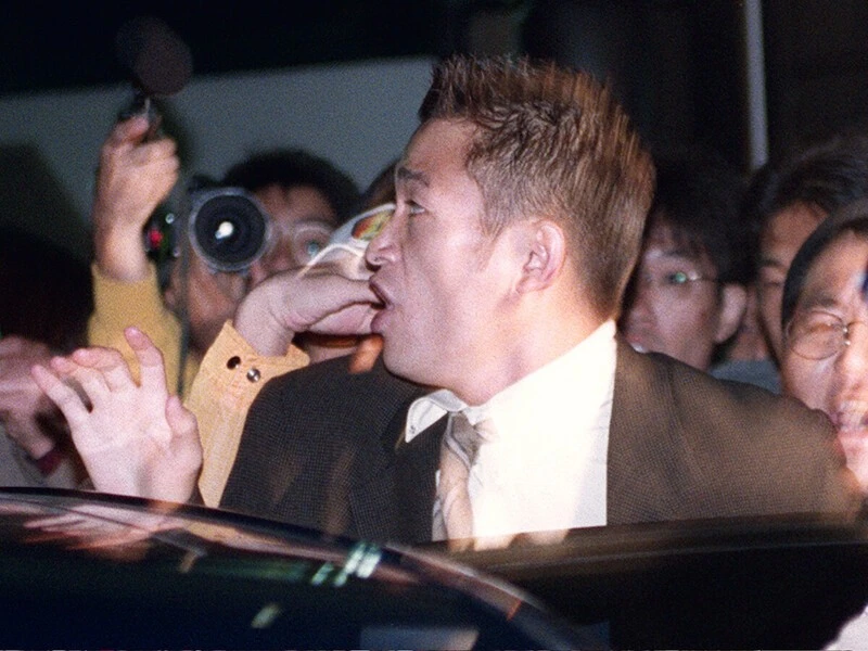 ホームで痛恨のドロー サポーターから罵声 カズも激昂 山口素弘が振り返るフランスｗ杯最終予選の舞台裏 サッカー代表 集英社のスポーツ総合雑誌 スポルティーバ 公式サイト Web Sportiva