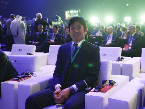 カタールＷ杯組み合わせ抽選会で笑顔を見せる森保一日本代表監督