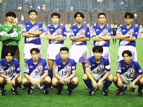 1993年に日本で開催されたＵ－17世界選手権に出場した宮本恒靖（後列一番右）。photo by AFLO