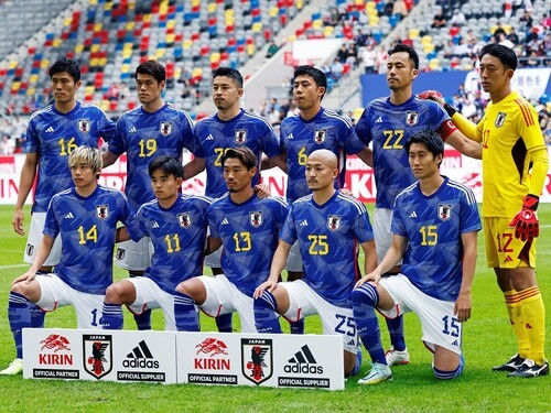 サッカー日本代表は、アメリカに２－０で勝利した