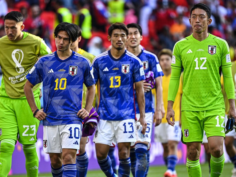 日本代表の敗因は何だったのか。３バック選択と慢心、遅攻に相応しい１トップがいなかった｜サッカー代表｜集英社 スポルティーバ 公式サイト web Sportiva