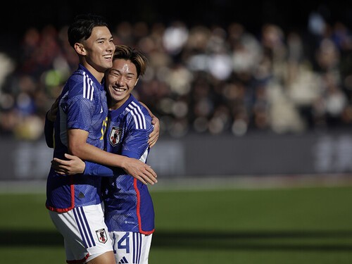 Ｕ－22アルゼンチン代表に５－２で勝利したＵ－22日本代表 photo by Fujita Masato