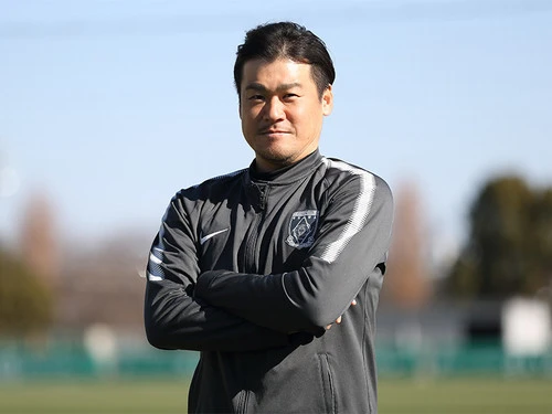 【サッカー黄金世代の実態】「嫌でしたよ」黄金世代・酒井友之が語るトルシエ戦術とコンバート