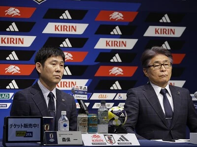 日本代表メンバーを発表する森保一監督と山本昌邦ナショナルチームダイレクター photo by Fujita Masato