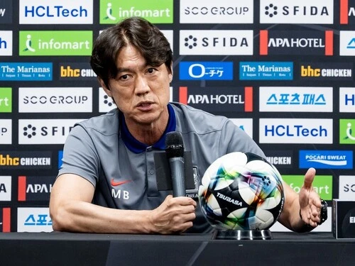 韓国代表のホン・ミョンボ監督　photo by Sano Miki